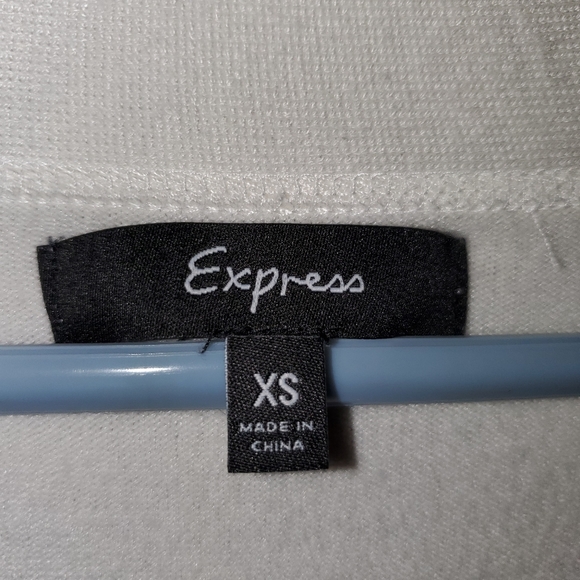 Sweater - Picture 3 of 4